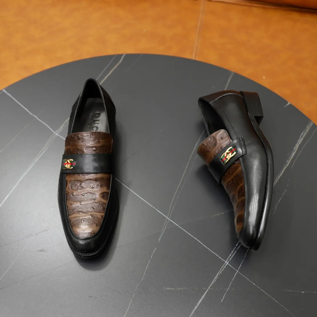 Men's shoes: 250🙅‍♂️🙅‍♂️🙅‍♂️Niuli Brand: GUCCI Size: 38-44 (45 can be customized) Level: Counter classic Material: Original soft cowhide upper Comfortable cowhide lining Original lightweight outsole Style category: Business casual footwear Driving leather shoes Color: Actual picture color